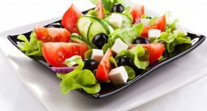 Greek salad 4 people